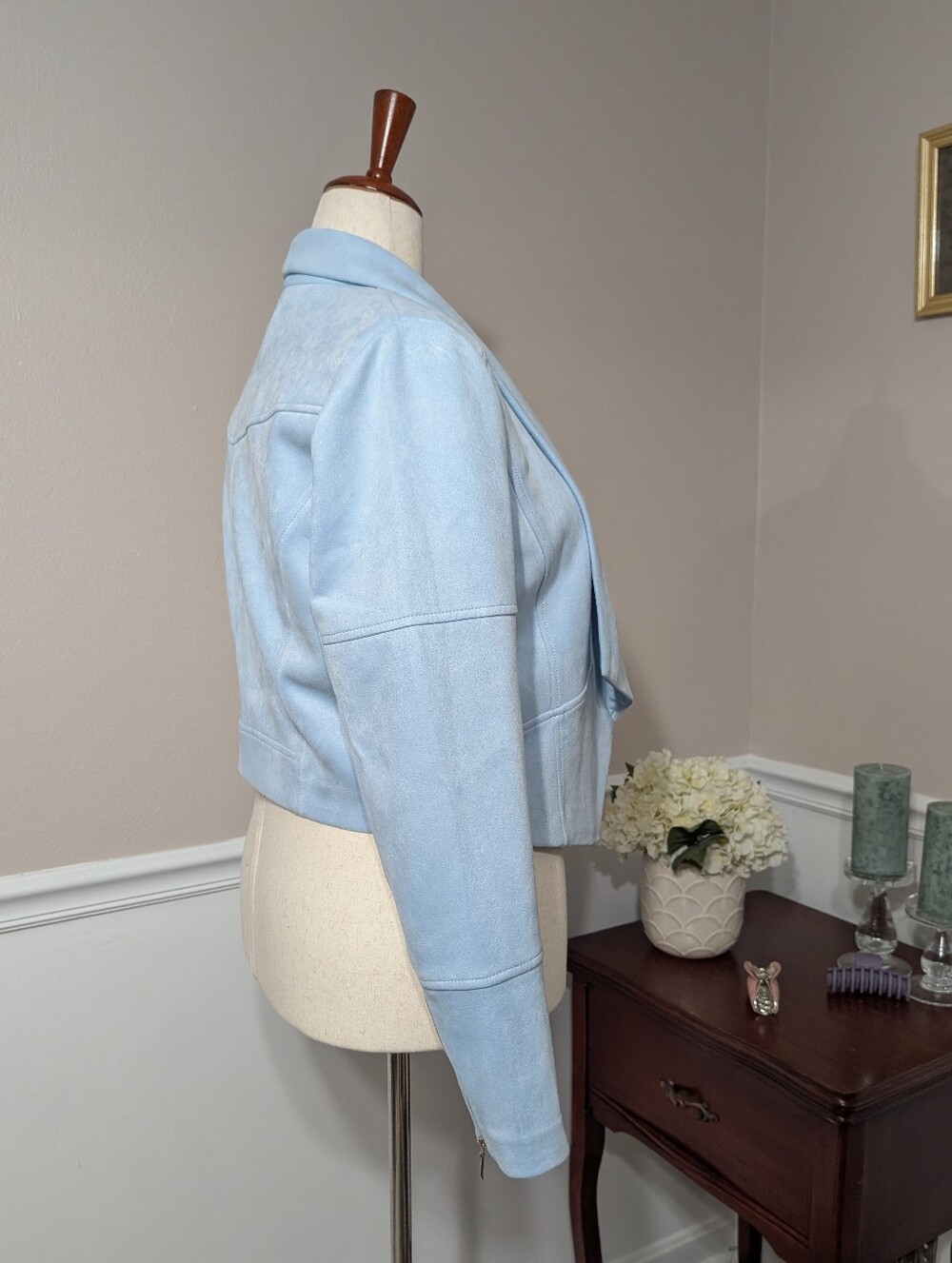 White House Black Market Baby Blue Suede-like Cropped Jacket, Size L - Picture 2 of 5